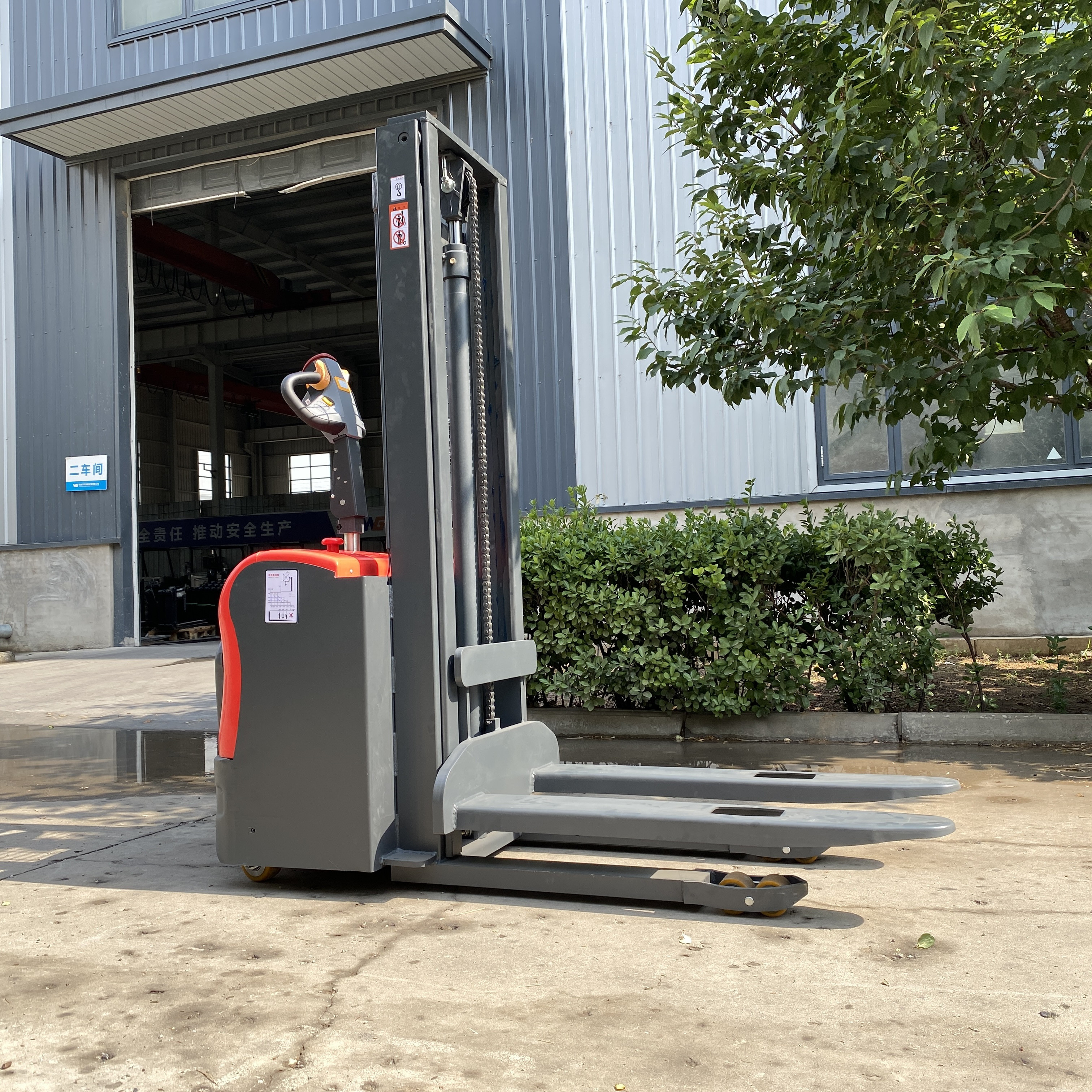 Electric Lifting 1500kg Self L - Electric Forklift บทวิจารณ์และราคา